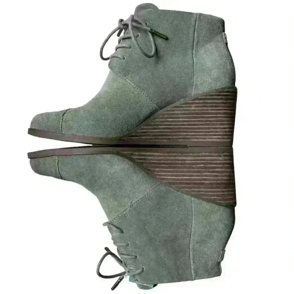 Toms Hyde Wedge Sneakers Ankle Bootie Vetiver Grey Sage Green Suede size 7.5
